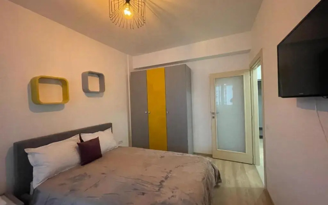 Luxury Q Residence Near Center