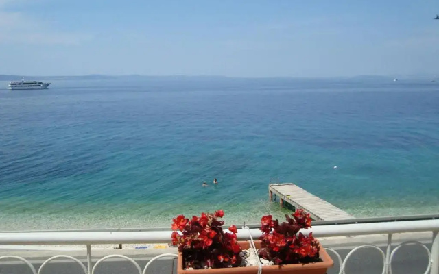 Apartment Stric - 10 m from beach