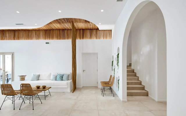 Arco Solium Suites Milos