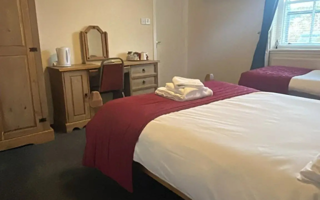 Novar Arms Hotel