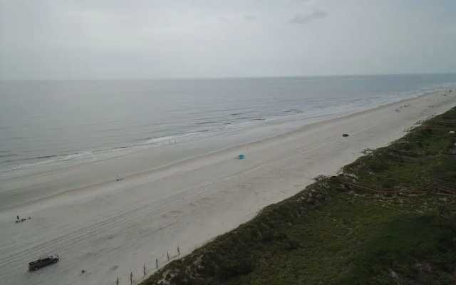Windjammer 407 Condo