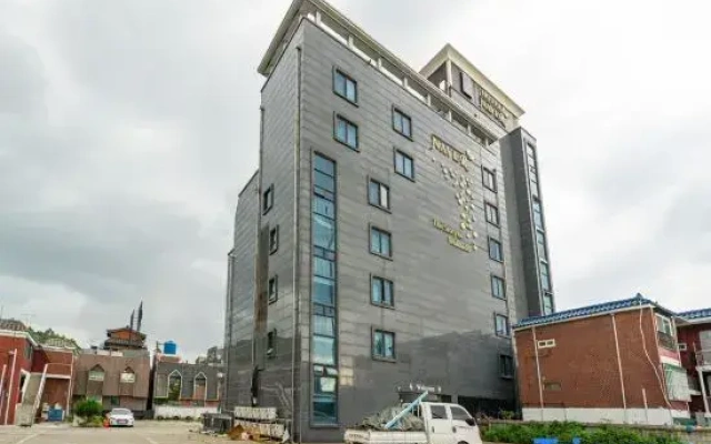 inaver Hotel