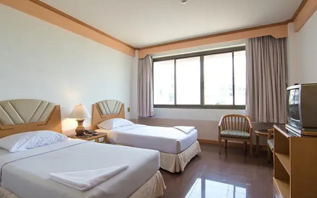 Karin Hotel