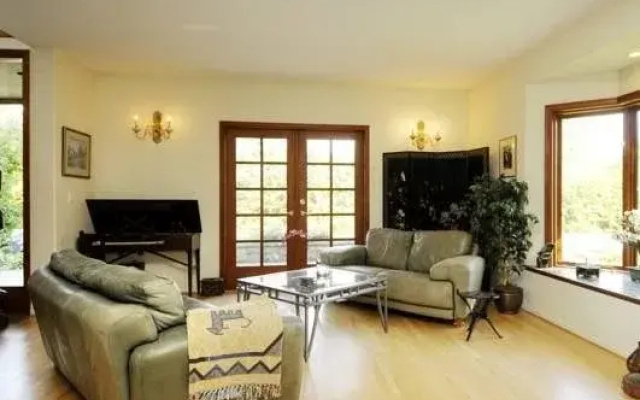 Furry Creek Bed & Breakfast