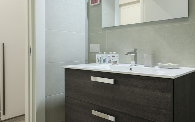 Italianway   - Cadorna 10 - B