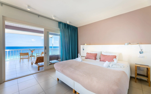Deluxe Suite Ocean View