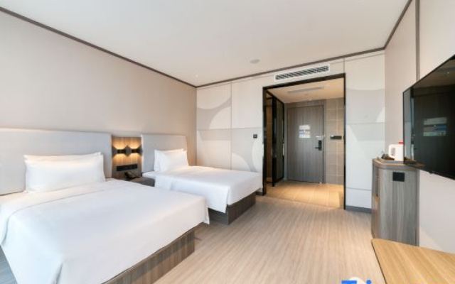 HanTing Hotel (Jiangshan Economic Development Zone)