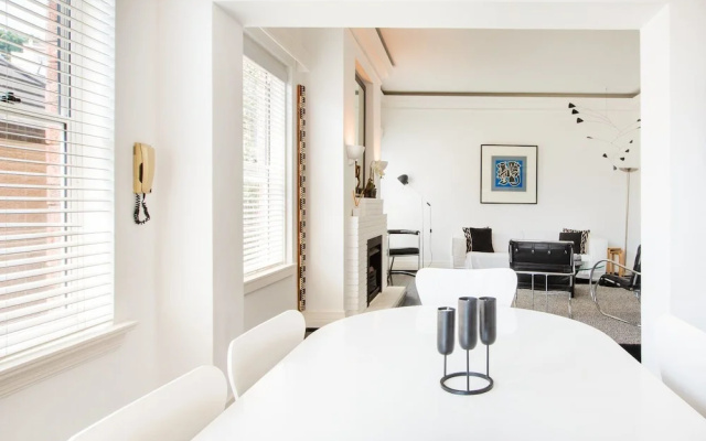 The Double Bay Executive Apartment