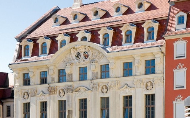 Отель Hapimag Resort Dresden вид на фасад