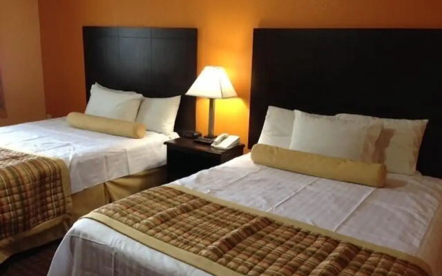 BLUE SKY INN Glens Falls-Saratoga-Lake George