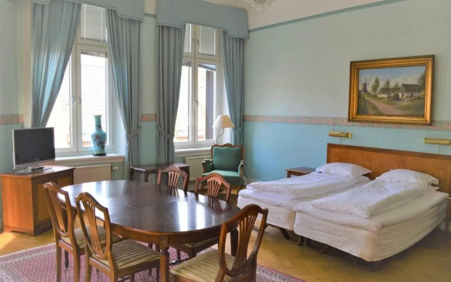 Home Hotel Baltzar