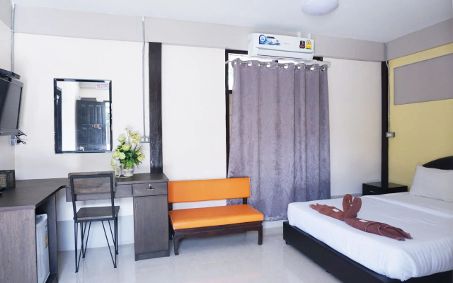 Puangpech Hotel
