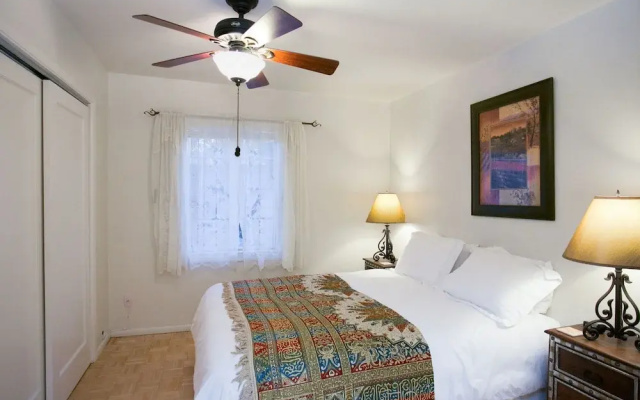 Desert Retreat Casita 2 BR by Casago