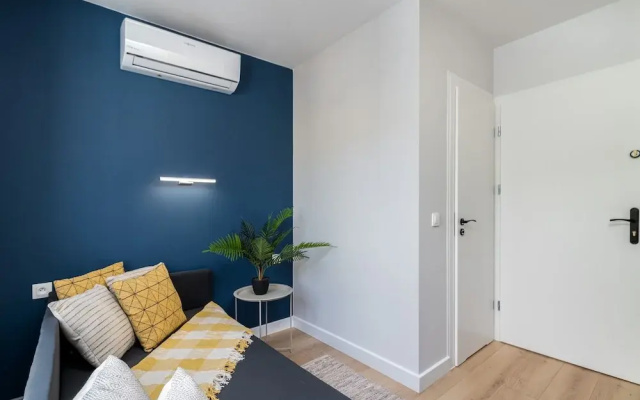 Smart Apartments- Old Town Train Station