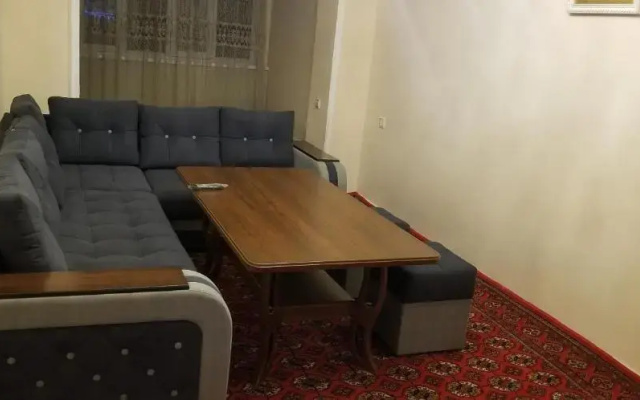 Watermelon Apartment
