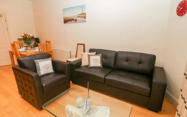Apartment 16