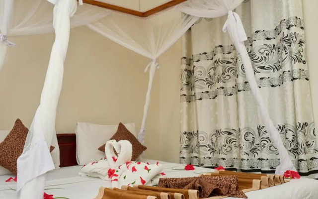 Safari Lodge Hotel
