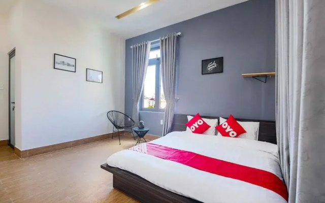 Oyo 671 Ez'S House Hotel