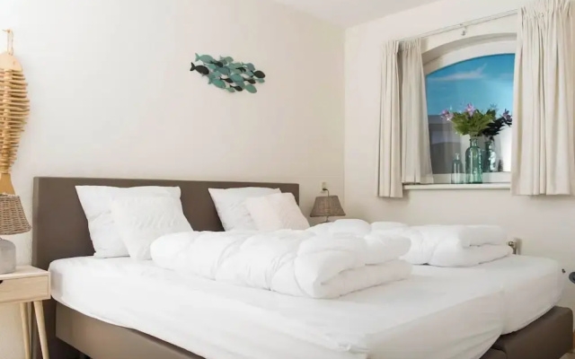Apartment by the sea in Residence Juliana