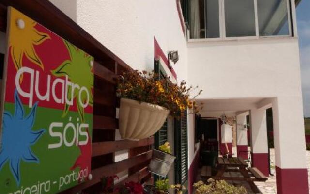 Отель Quatro Sóis Guesthouse Португалия, Мафра - отзывы, цены и фото номеров - забронировать отель Quatro Sóis Guesthouse онлайн вид на фасад