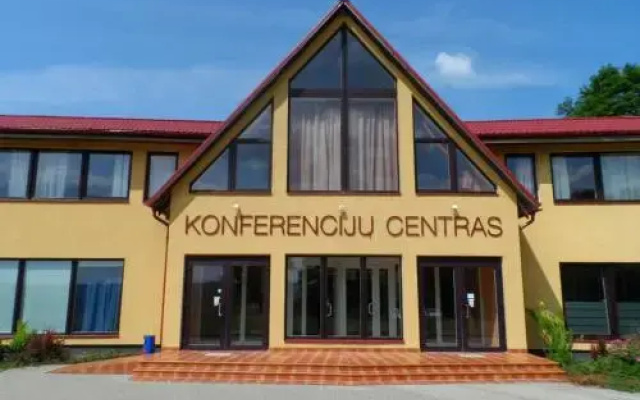 Senieji Bačkonys