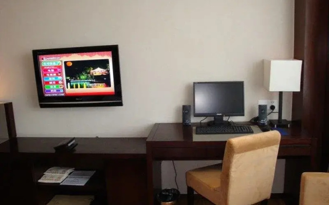 Champs Elysees Hotel (Haining Leather City Store)