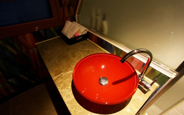 9Nine Hotel