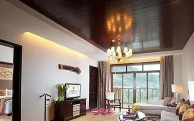 Baoli Ruiting Spring Hotel - Guiyang