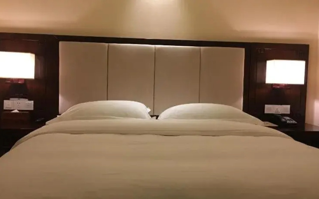 Oriental Hotel Zhongshan Xiaolan
