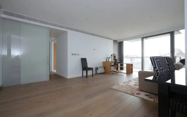 Modern 1 Bed in the Perfect Location- Very Central