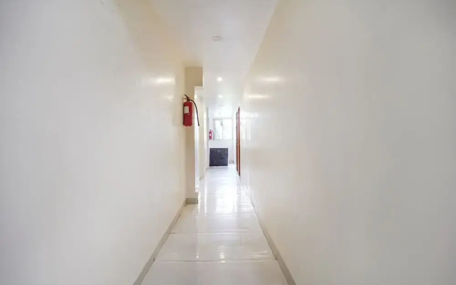 Fabhotel Twigo Inn