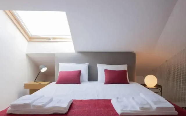 ORM - Cristal Apartment