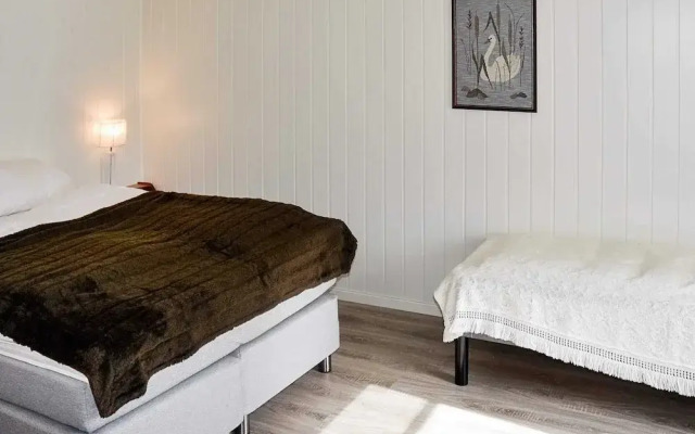 7 Person Holiday Home in Averoy