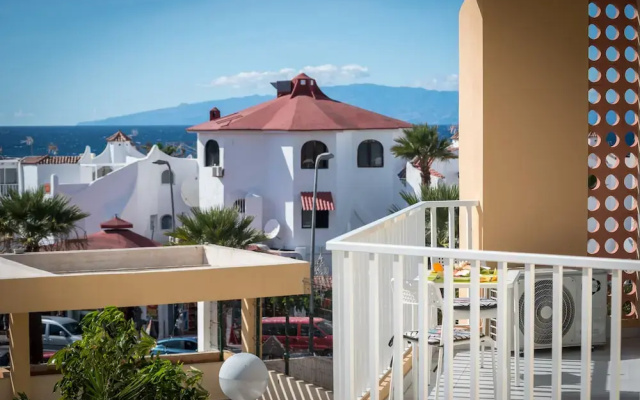Y1DA Chic studio in 'Playa de LasAmericas'
