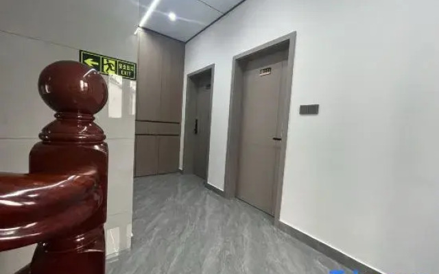 Sanqingshan Huashijian Homestay (Gangshou Cableway)