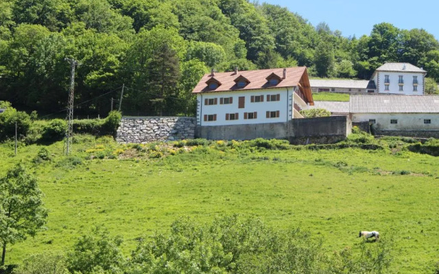Apartamentos Zabalarena Basoa