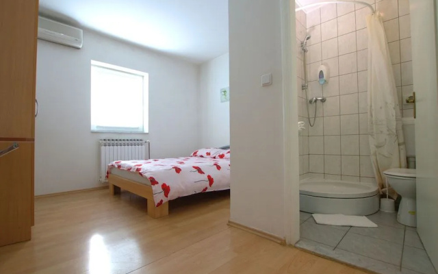 Guesthouse Ivac Inn Zagreb Airport
