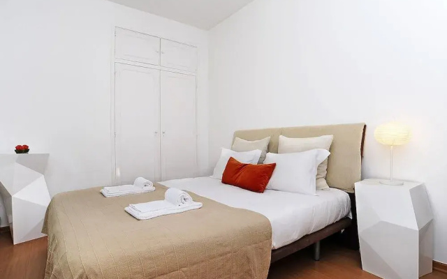 Sweet Garden Apartment