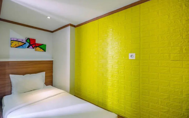Comfort Studio with Bunk Bed at Dave Apartment