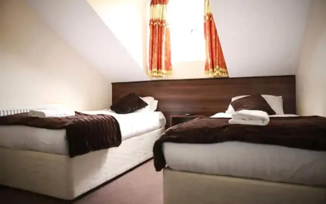 The Kingston Hotel