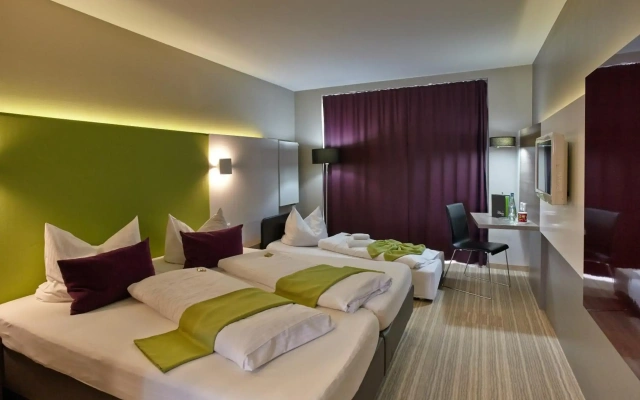Hotel Demas City