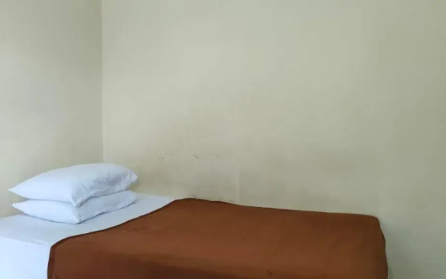 OYO 90090 Adhyaksa Syariah Guest House