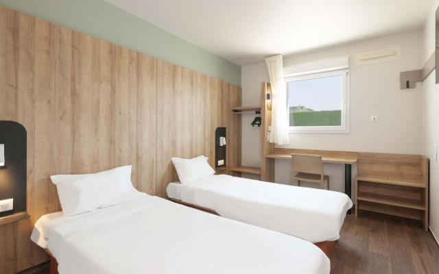 B&B HOTEL Pau Lescar