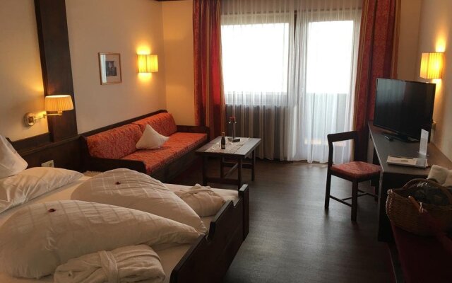 Отель Grandpanoramahotel Stephanshof Tirol Тироло комната для гостей