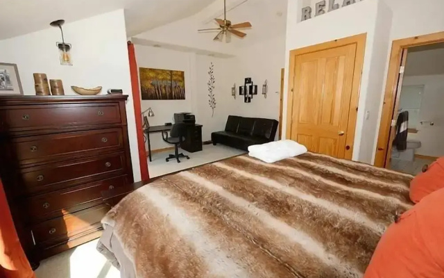 1884 Bakersfield 5 Bedrooms 4 Bathrooms Home