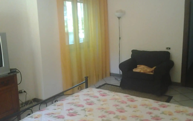 Villa Cardinal Apartments