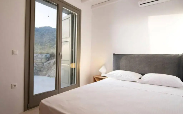 Dreamy Cycladic Luxury Summer House 2