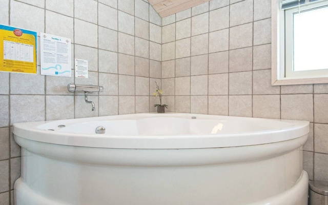 8 Person Holiday Home in Hemmet