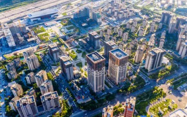 Shengyi Light Luxury Hotel (Chengde South Station Store)