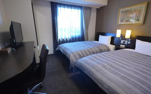 Hotel Route Inn Nagahama Inter